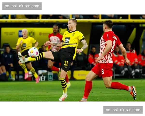 多特蒙德六连胜紧追拜仁，争冠双雄格局形成，直接对话将决定冠军归属